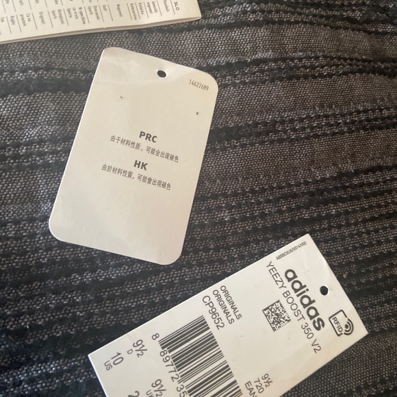 2017 Yeezy Bred 350 V2 WORN ONCE - Picture 5 of 6